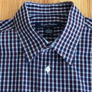 Like new Brooks Brothers Red Fleece non-iron boys shirt